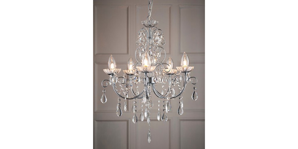 lightingrus_'s tweet image. Tabitha Bathroom Chandelier from Endon Lighting Ltd 💡

The Tabitha chandelier is finished in a chrome effect plate with clear crystal glass detail and droplets.

Click here to order your todays 👉 buff.ly/2Amzgpf

#endonlighting #tabitha #chandelier #lightingrus