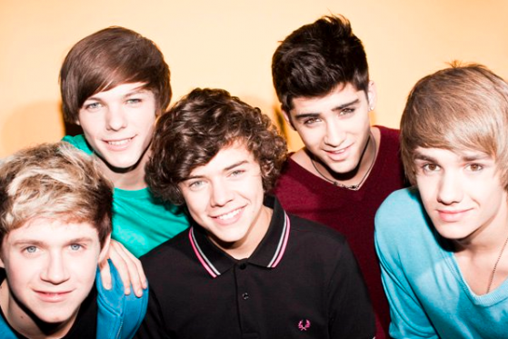 Marta_4ESO's tweet photo. Hoy ha sido creada la banda One Direction formada por Harry Styles, Zayn Malik, Louis Tomlinson, Liam Payne y Niall Horan.
#2⃣0⃣1⃣0⃣ https://t.co/wrxmnNJIvK