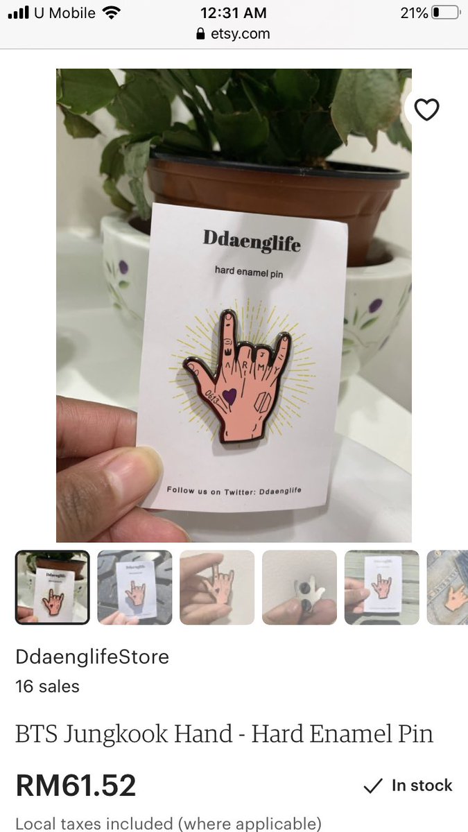 jhihiro's tweet photo. hello there's a seller @/DdaengLife who wouldn't take down a pin listing on Etsy even though it's clearly a STOLEN DESIGN from me. they took down one but not the other, claiming it's "different" even though it's the same, just the fingers cropped out. 😭 https://t.co/Hp3OM6fCzl