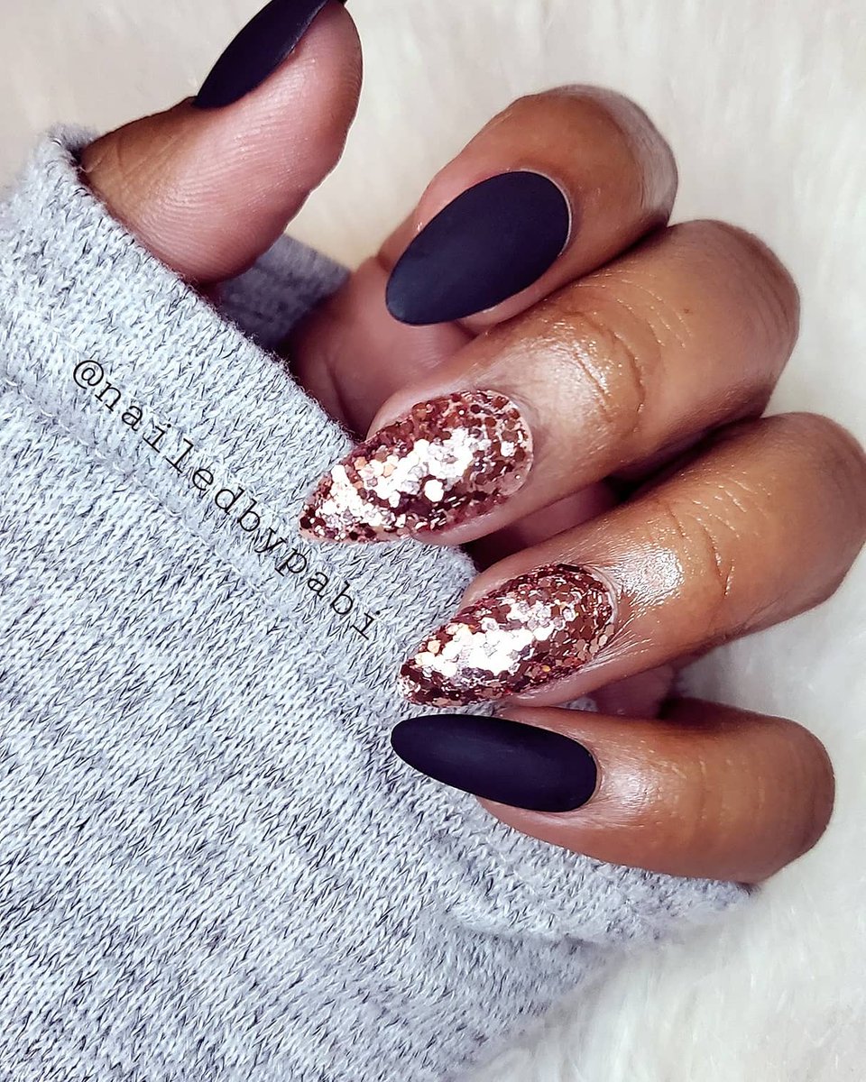 nailedbypabi's tweet photo. Matte black nails
#custompressonnails
#luxurystickonnails
#almondshape
#GirlzTalkZa
#stickonnailsforsale https://t.co/nQjcp9mLxo
