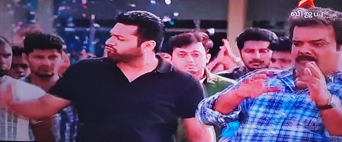 JAYAMRAVI_WORLD's tweet photo. Today once more an @actor_jayamravi day in @VijayTV 
Adangamaru Movie and telecasted programme  
 #QuarantineWithJR https://t.co/nMhwMcvL8K