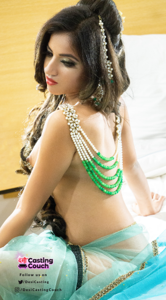 Itne haseen chehre ko dekh kar chand bhi sharma jaye. Aap to nahi sharmaye? To retweet karo. 🌙😍 #desicastingcouch #castingcouch #indianmodels #model #models #hot #garmi #desi #desigirls #desimaal #garmi #bhabhi #kinky #natasha #devar