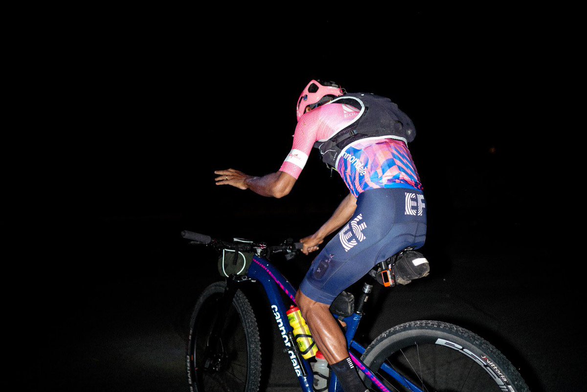 Can’t stop won’t stop. Lachlan on his way outta Moab this morning.