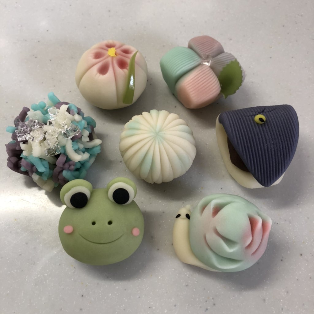 菓子処手毬 和 なごみ No Twitter ６月の和菓子の紹介 河原撫子 こし餡 Or いちご餡 あじさゐ こし餡 Or スイートポテト餡 紫陽花きんとん 粒あん 傘 こし餡 Or ミルク餡 夕蛍 こし餡 Or くるみ餡 かえる 抹茶餡 でんでん虫 こし餡 和菓子 上