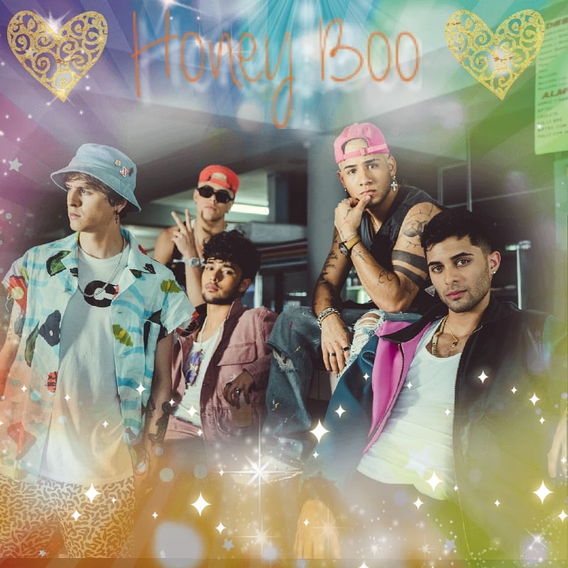 SandraM91157849's tweet photo. 🍯👻🔥 @CNCOmusic
#HoneyBoo #StreamHoneyBooVideo https://t.co/lukWfB7rzs