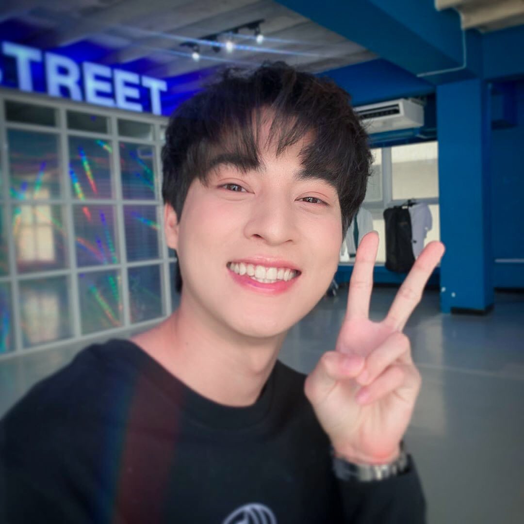 iGulfyouuu's tweet photo. What make it more special for me is, after 8 long years he made me feel the 'zing' again 💕 I love you 3000~ 🥺🤗 My Goob Gulf @gulfkanawut #GulfKanawut #คิดถึงนะคณาวุฒิ https://t.co/5XXz7i7cYs