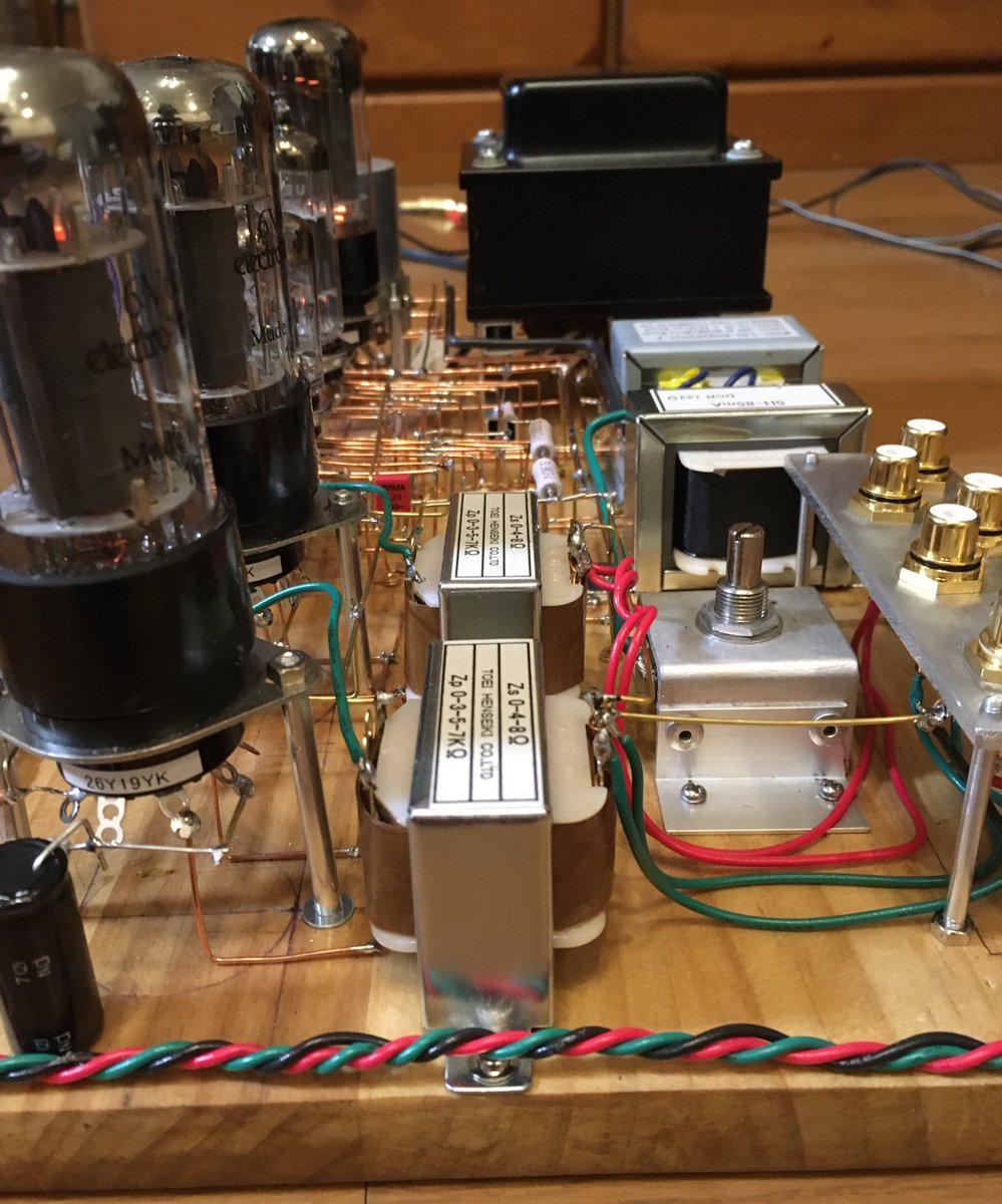 6v6シングルアンプ完成しました。 #空中配線 #真空管アンプ