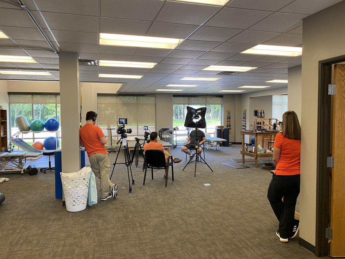 Filming patient testimonials today with our friends at Cosmic Sauce . The ability to hear the impact our #physicaltherapist have on patients is so heartwarming.
#physicaltherapist #sportsmedicine #peaksportspine  #missouri #patientsfirst #patientjourney