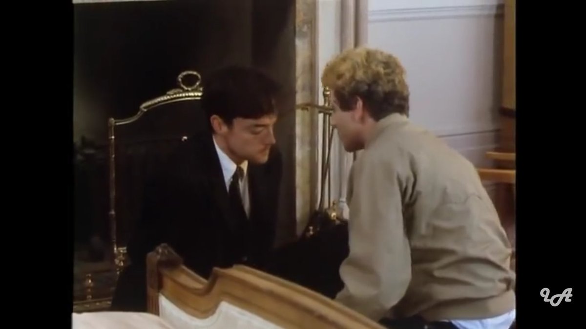 OfGallowglass's tweet photo. How bad it was!!!!!

RANT OVER! Now I'm gonna go and get to replies, sorry for the wait btw!!!

Also here's some images of Joe doing that gay longing gaze I was talking about, just to prove my point!!! https://t.co/enJTLGrWSI