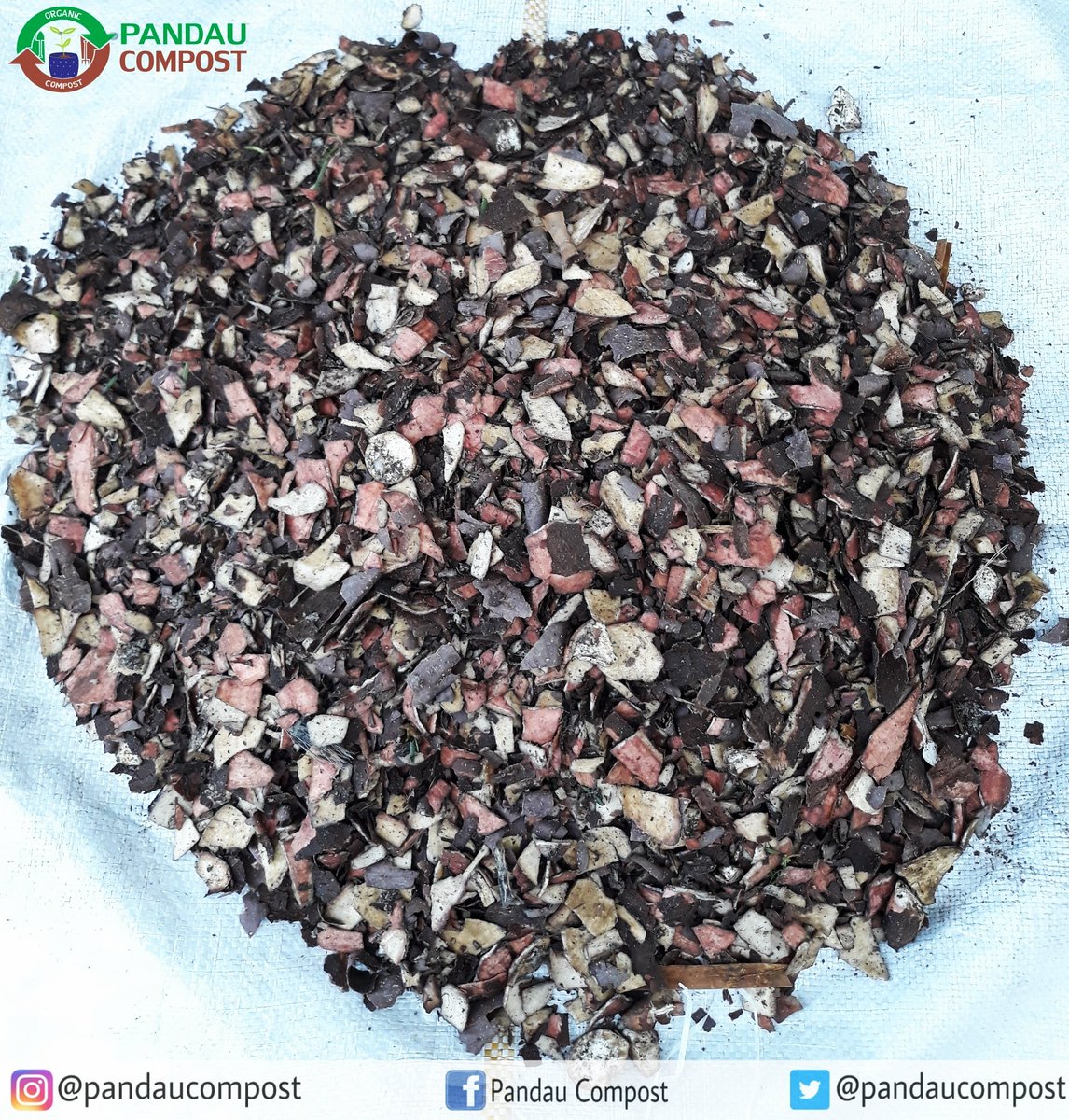 pandaucompost's tweet photo. •
Kulit Ubi Kayu sebagai bahan pembuatan kompos 👨‍🌾
•
#sweetpotatoskin #ubikayu #pucukubi #kompos #komposorganik #composting #compost #organiccompost #scrapfood #zerowastekitchen #bokashicomposting https://t.co/T3P13mIR3M