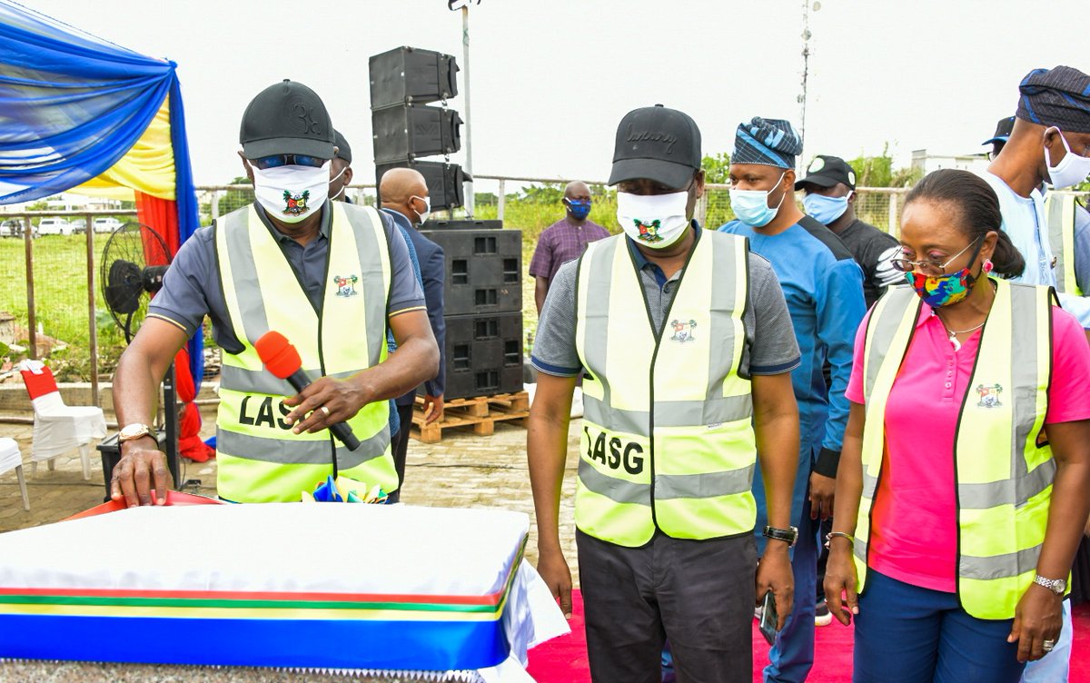 As part of activities to commemorate his first year in office, Governor <a href="/jidesanwoolu/">Babajide Sanwo-Olu</a>, today, flagged-off the construction of Lekki Regional Road at Eti-Osa Local Government.
#ForAGreaterLagos 
#COVID19Nigeria