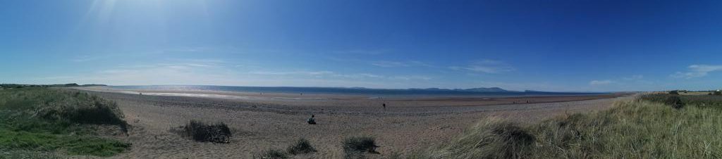 Run_Rabbit88's tweet photo. A quiet beach on a sunny Saturday. Result :) https://t.co/Zh7GY8XCLG