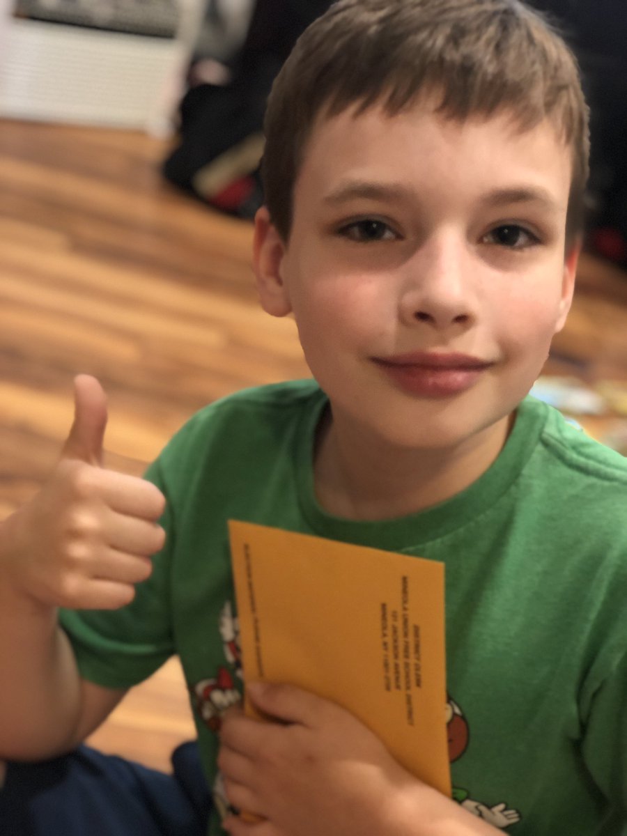 aleciawhitaker's tweet image. LOOK WHAT CAME IN THE MAIL!!! #CheckYes for #OurFuture 
on the school budget absentee ballot and SEND IT BACK TODAY! #MineolaProud