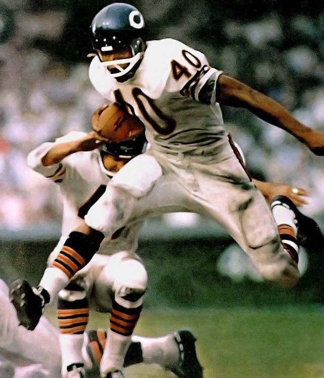 Happy 77th birthday to the great Gale Sayers. 