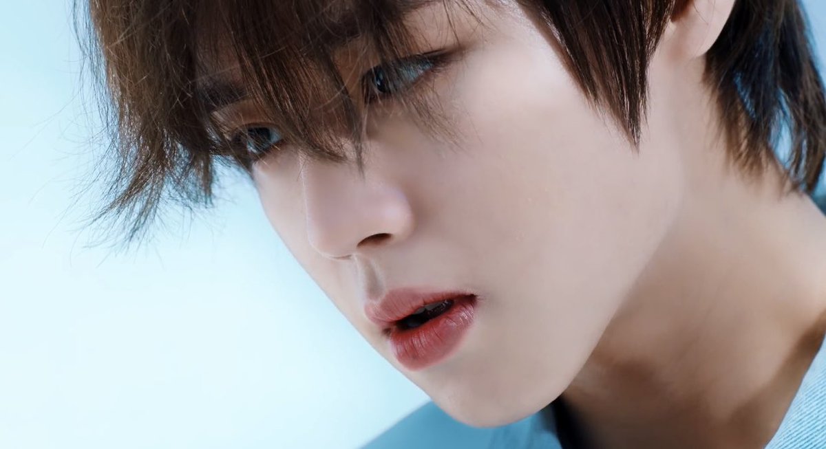 PJHsupporters's tweet photo. 3RD ROUND - ROAD TO 1M VIEWS๐ฅ
#WingWatchParty
What time this moment appeared in Wing M/V?
โถ๏ธ https://t.co/XSye1yyXTh
Let's answer and capture another moment to ask your friend!
Tagging my lovely @WinkMomsPH Can you guess?
@Park_Jihoon_twt
#๋ฐ์งํ #ParkJihoon https://t.co/ePqHIXIrRL