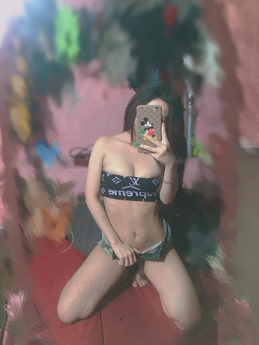 Ngocne9's tweet photo. Khuya rồi đó mấy cưng 🤫♥️ https://t.co/Xa7wwRyXyb