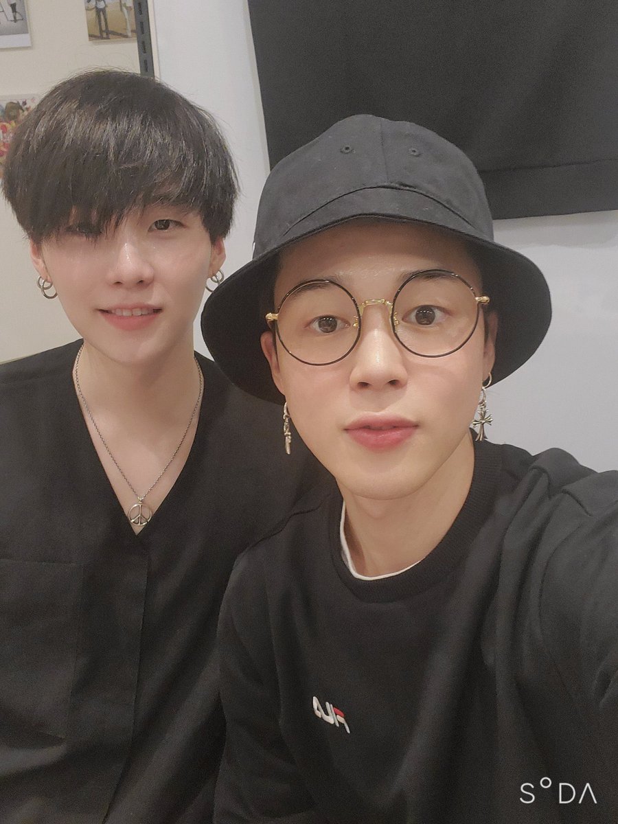yui7072's tweet photo. @BTS_twt https://t.co/bfY4b48g8n