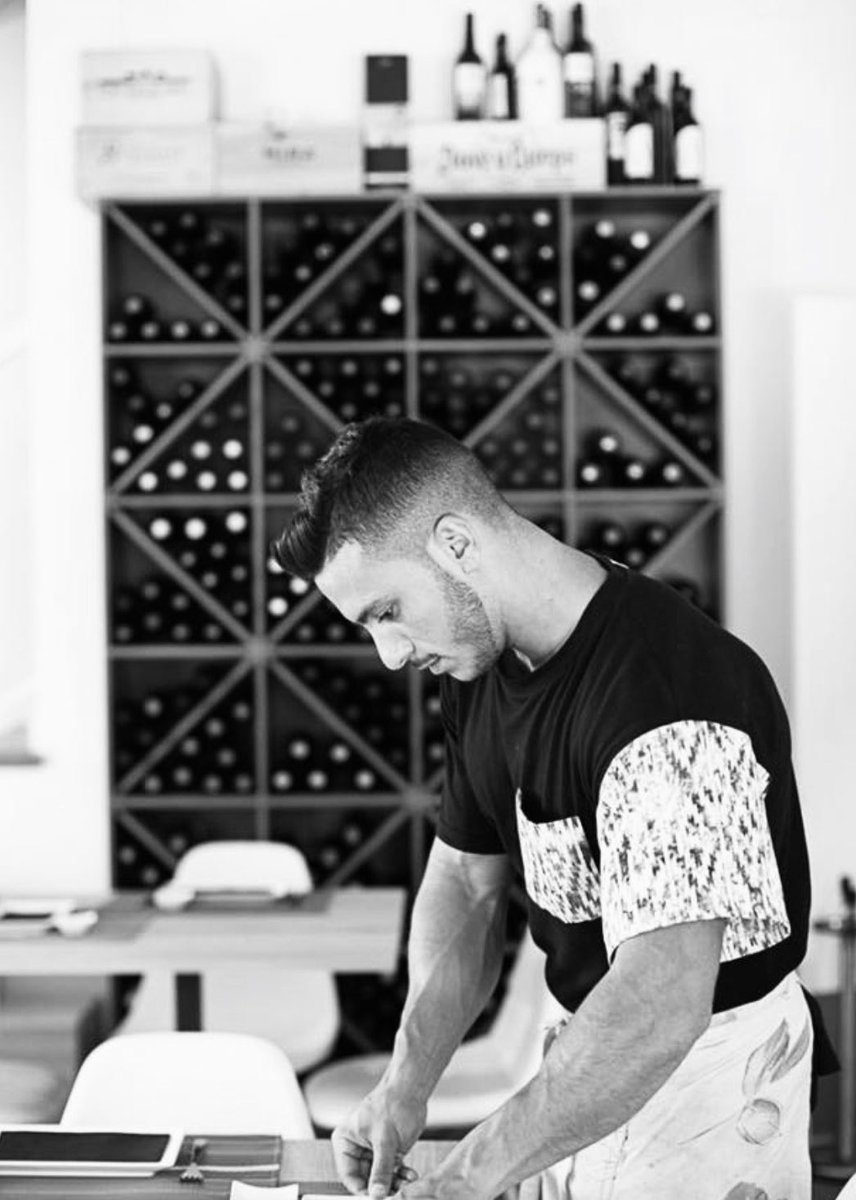 Ya tenemos fecha de apertura, el MARTES 2 de Junio, abrimos nuestras puertas. Tendremos todas las medidas de seguridad recomendadas!!💪💪.
Ya puedes hacer tu reservas. Felices de poder verte otra vez 
#sientemisuto #sushilovers