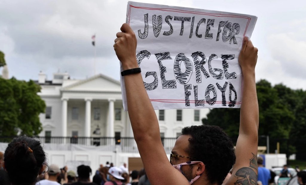 shen_shiwei's tweet image. A #US version of #FiveDemandsNotOneLess emerged on social media
1. #JusticeForGeorgeFloyd
2. Stop saying protester as "thugs"
3. Release arrested protesters
4. Establishment of an independent commission of inquiry into #MinneapolisPolice 
5. #Trump step down
#BlackLiveMatter