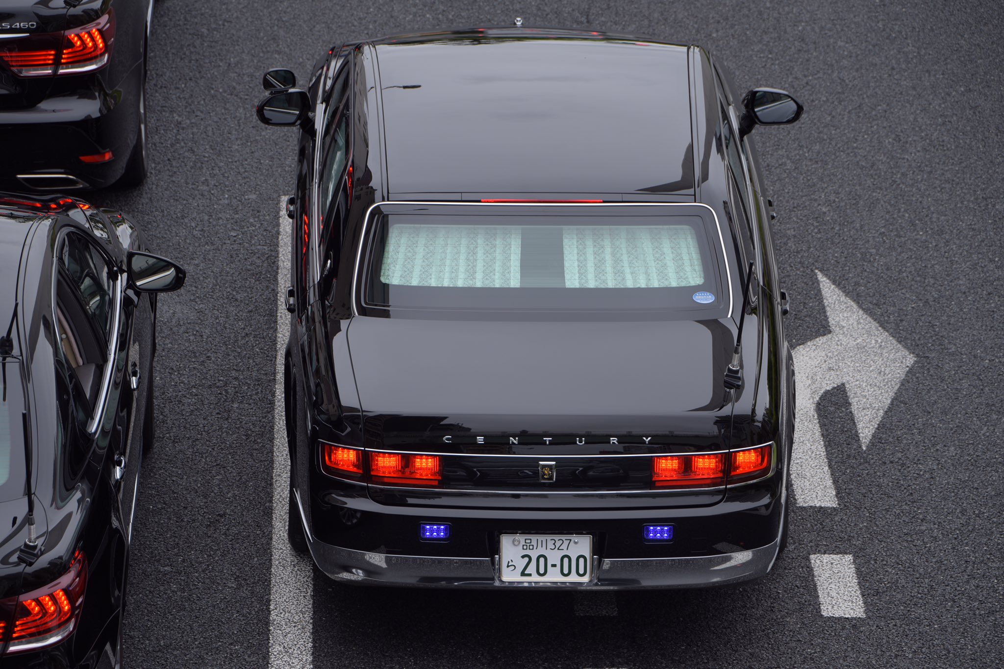 تويتر サイクルrecord على تويتر 4月中旬にリニューアルされ運用が開始された総理大臣専用車の新型センチュリー T Co Tezrhph38j