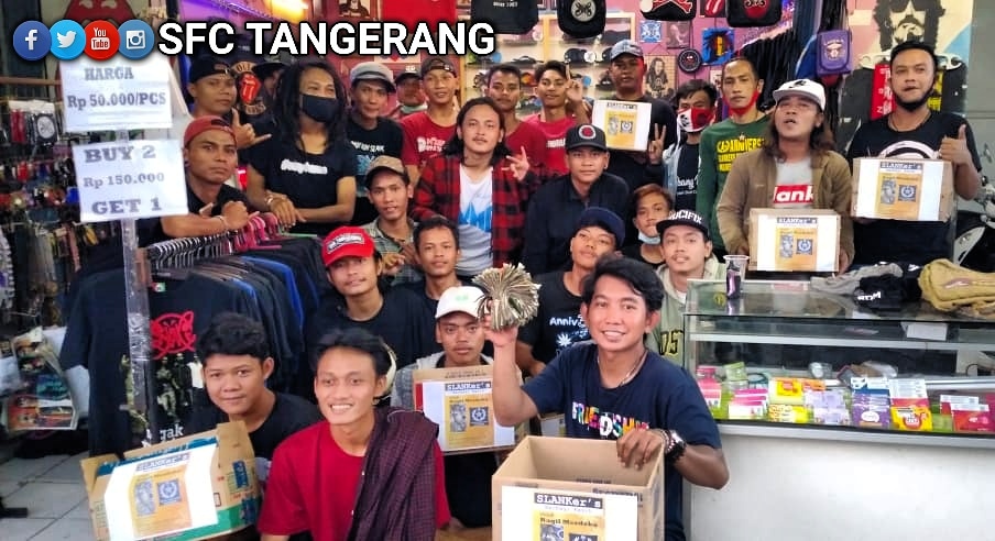 Alhamdulillah... Penggalangan Dana Untuk RAGIL MERDEKA (Penderita Pembocoran Saluran Pembuangan Air Kecil) Bersama Slankers Tangerang tadi sore mendapatkan hasil 700rb. Terima Kasih untuk semuanya 🤘