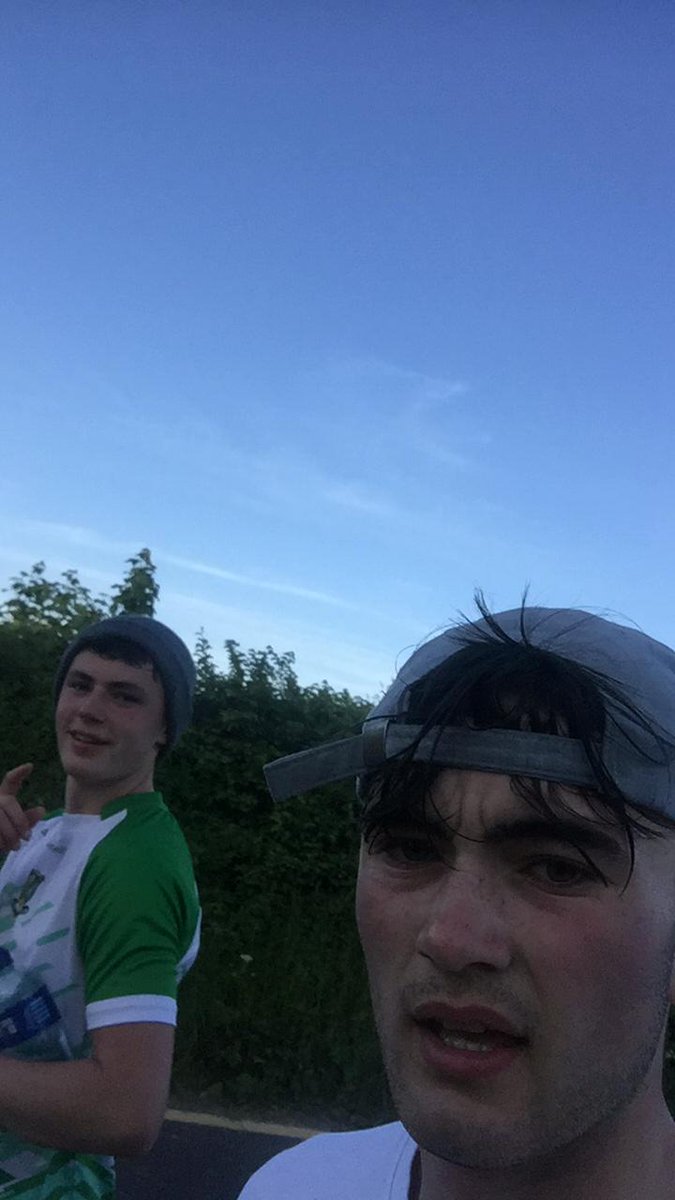 Coachford_AFC's tweet photo. Padraic O Sullivan covered the 20.7km with @Cialan_11 this morning and his run brings us to 177km. #CoachfordAFC @IrishKidneyAs #300Kin1day https://t.co/ZTlJg0lXm6