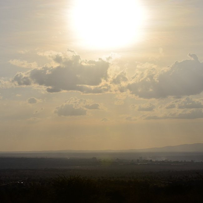 As the sun sets on the horizon and the day calls it a day, much has already happened. Whilst we cannot be in full control of what happens to us, we can be in control of one thing: Our Attitude!
#GratitudeLifestyle #ManEnough