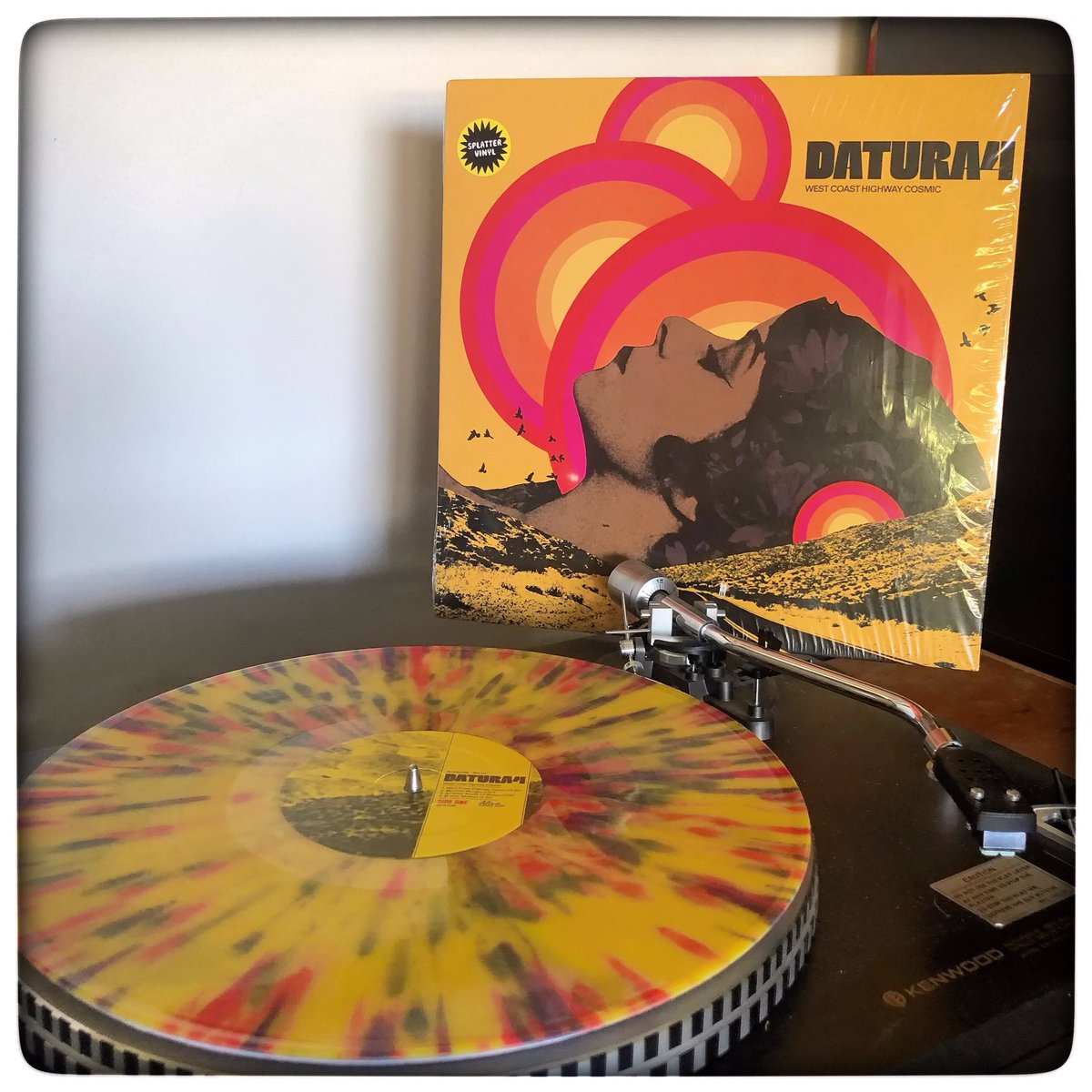 RiffHaven's tweet photo. I’m driving on the interstate
Destination to radiate
West Coast Highway Cosmic by Datura4 as featured on Riff Haven 177
#turnitupto11 #riffhaven #radioboise #records #nowspinning #music #recordoftheday #vinyl #vinylrecords #vinyl #stonerrock #Datura4 #AliveNaturalsound https://t.co/mrqbwycVj9