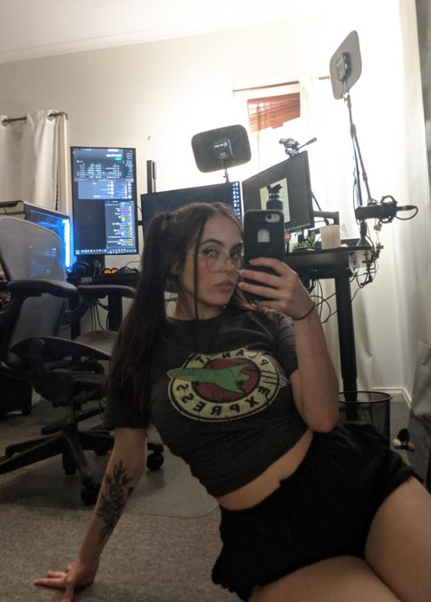 2 hours til 24 hour stream..... I'm so tired already guys, don't bully me https://t.co/d4mxo3Ehpa https://t<a href="/tag/ad"class="tags"><span>#ad</span></a><a href="/tag/roguecompany"class="tags"><span>#roguecompany</span></a>