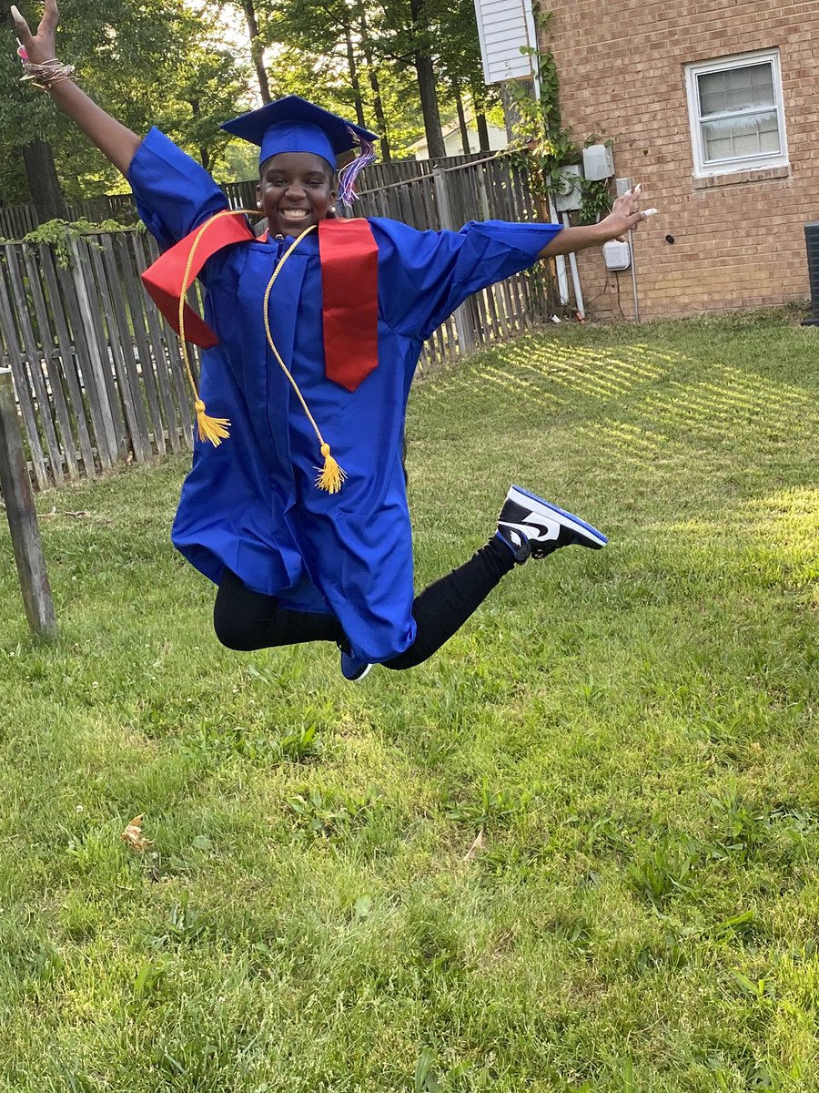 IamHisKitty's tweet photo. @ABC7News @pgcps #ClassOf2020 @SGAupdate  Congratulations Jania !!!!!! https://t.co/td17EfhOMG