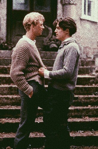 neilpxrry's tweet photo. filmes e livros com a estética dark academia; a thread https://t.co/ycWE4eTrz2