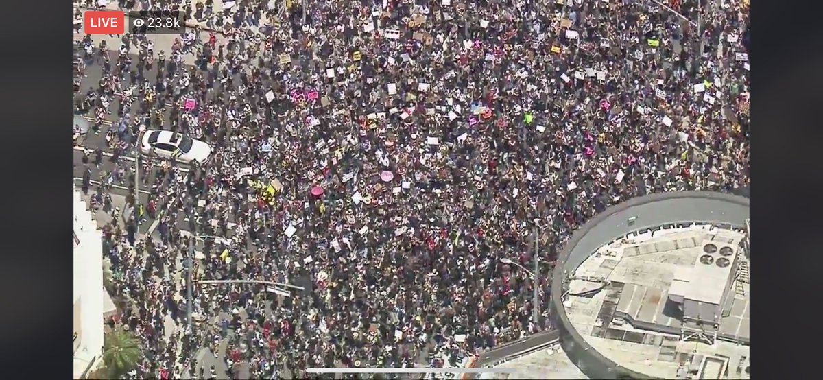 Beverly Hills 20,000 strong