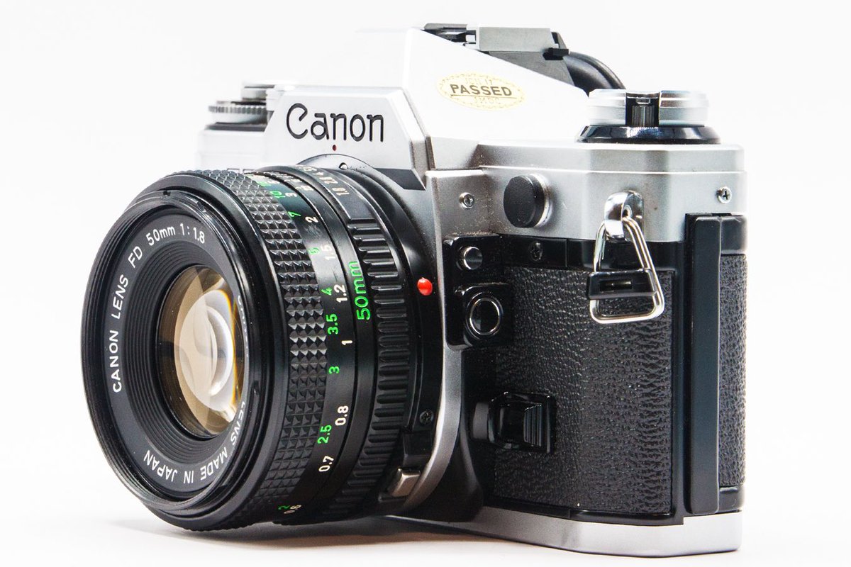 StudioSchatto's tweet photo. @CanonUSAimaging
#unique #charming #canonAE1 #autoexposure #slr #filmcamera was introduced by @CanonUSA in 1976.
The one shown belonged to my late #college_professor #research_scientist #father. He loved the #camera for #family travel photography. It sits in my camera case.
- SC https://t.co/kgbJysI81V