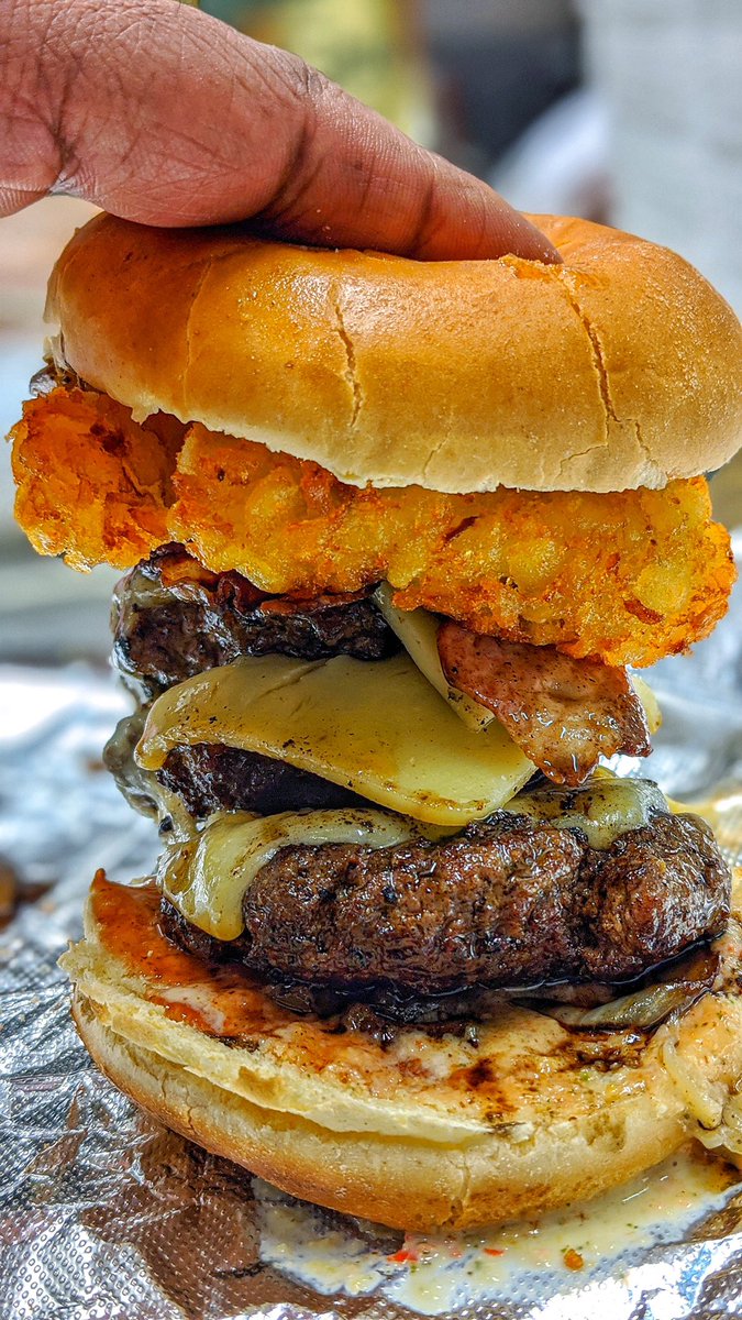 Oh and these are the pics from google pixel 4, one below is iPhone, burger from <a href="/OOTBFood/">Out Of The Box</a> which phone you think did better?