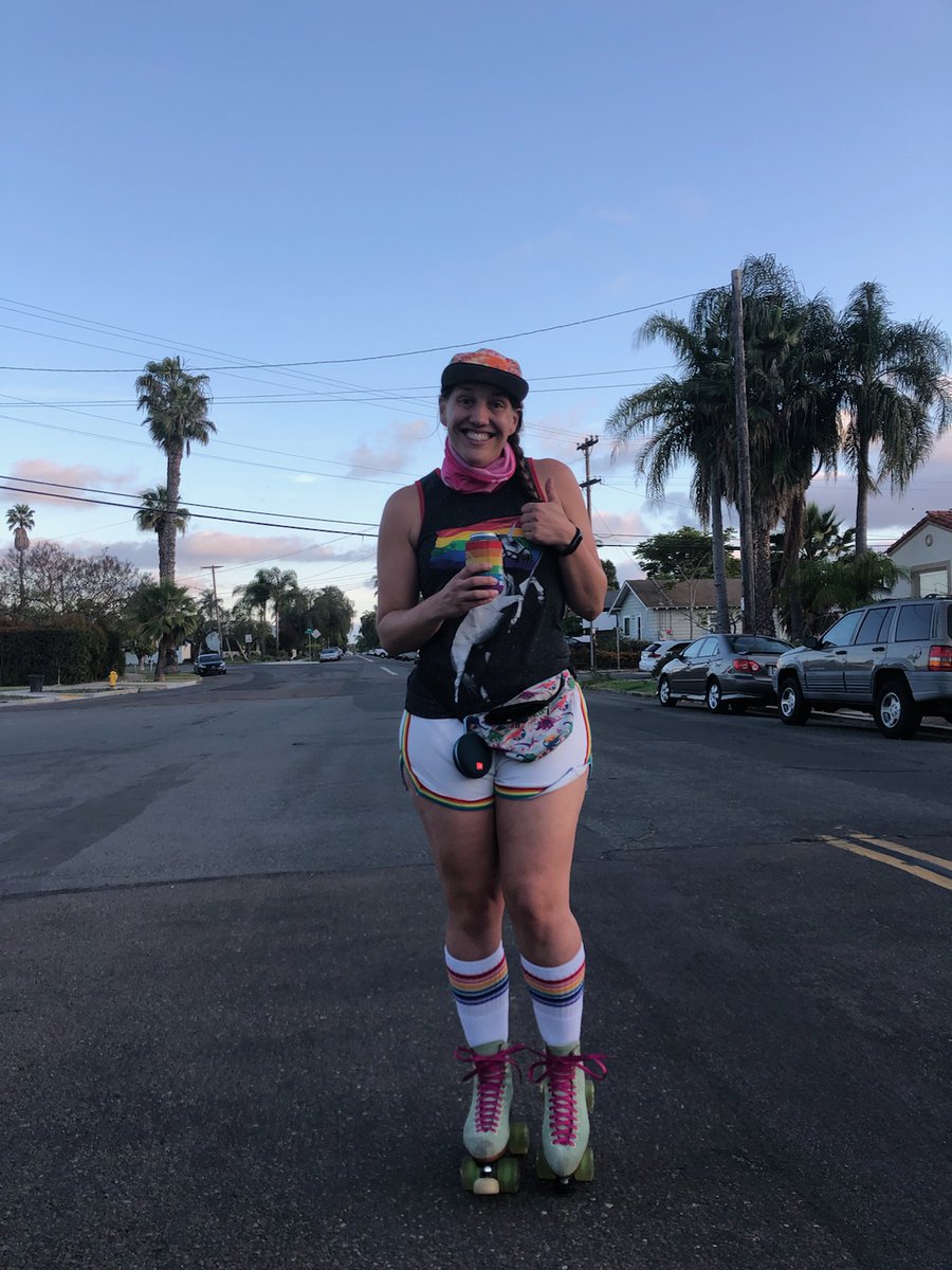 kreastham's tweet photo. @Strava I love that you have an activity for in line skating buuuut what about those of us who are out of line? Roller skating or quad skating would be great to get as it's own activity! https://t.co/g7ViSLD9L1
