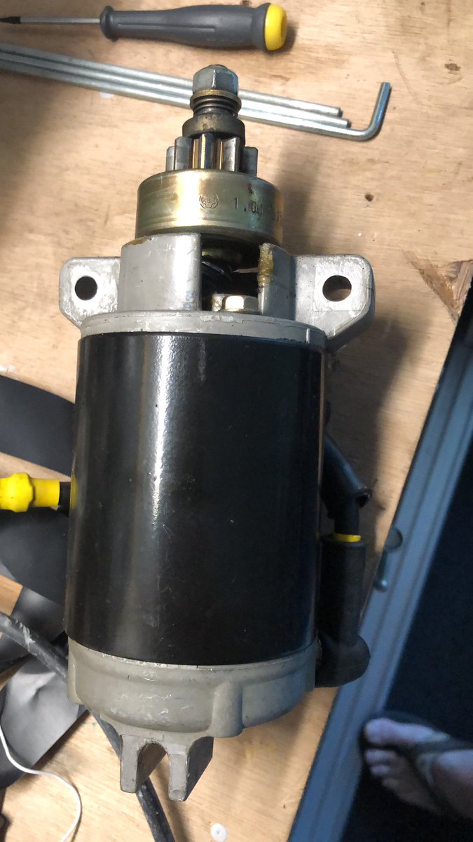 Dringend op zoek naar een startmotor van een Yamaha/Mercuri 25pk motor. Iemand? #dtv