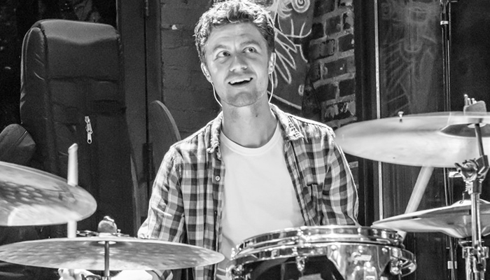 MN_Drummer's tweet photo. Rochester-based drummer Alec Tackmann embarks on an 8-volume live drum loop and sample library.   

Read Here: https://t.co/eCCxMxkcCa https://t.co/7hXdXy2GcG