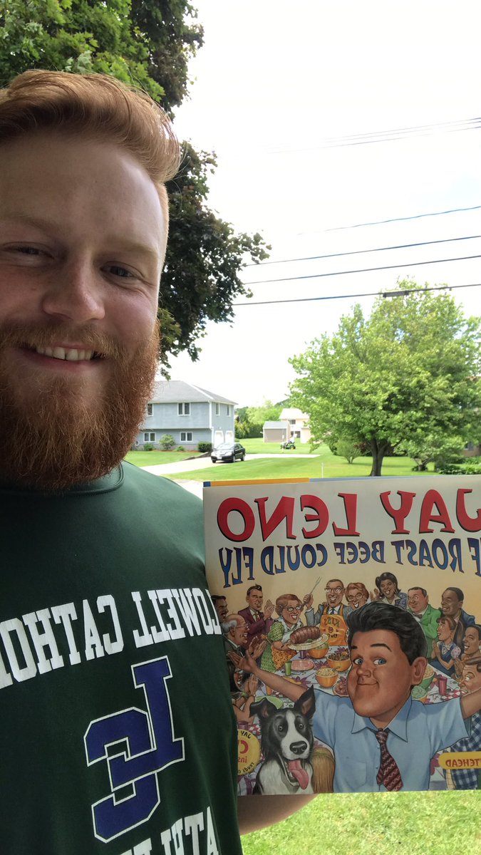 JakeBarnacle27's tweet photo. @jayleno hey Jay....crazy question!! On Monday I am reading your book “If Roast Beef Could Fly” to my students at Berkshire Hills Music Academy. I am reaching out to invite you to possibly join our Zoom! It is taking place at 1:20 on Monday, June 1st! #MerimackValleyPride https://t.co/Fc6gC07zsY