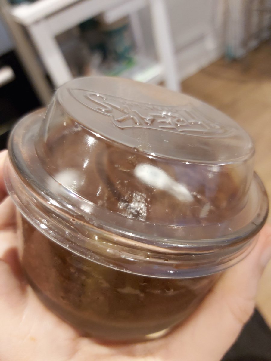 LauraMursell's tweet photo. @Tesco just bought this vegan pudding today and just went to eat it and it's out of date and moldy!!! Such a shame as I usually love these 🤢😭 https://t.co/ZpRkuuPkdm