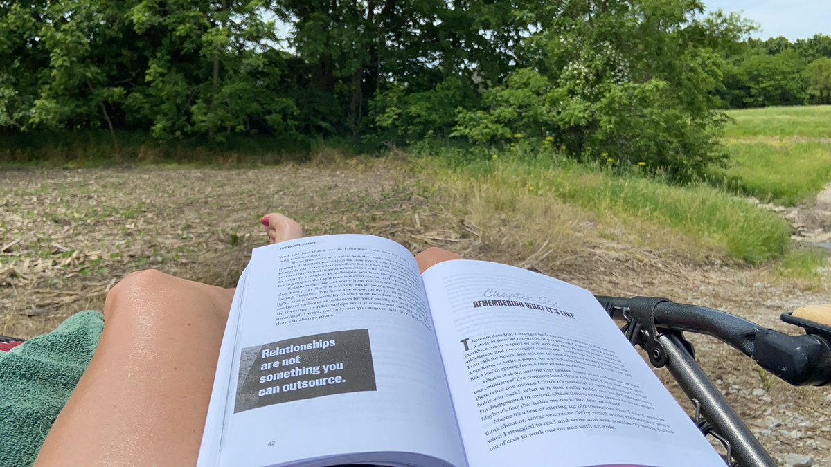 KG4WaterzJ's tweet photo. Living my Excellence by relaxing
Love my new book!
@casas_jimmy https://t.co/gMsKFTSVR8