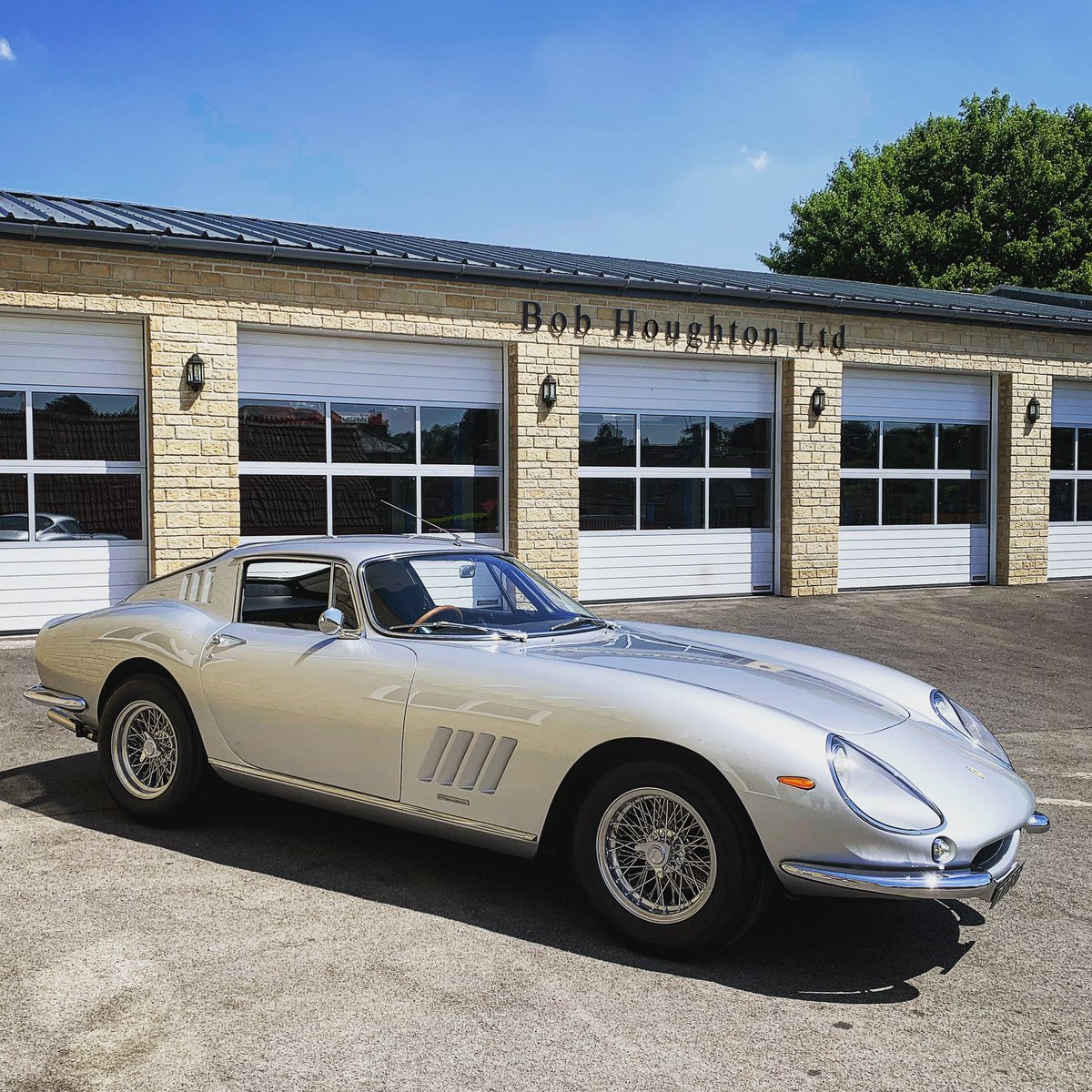 Handover Saturday 😁☀️ <a href="/bobhoughtonltd/">Bob Houghton Ltd</a> #cheltenham #specialist #275gtb