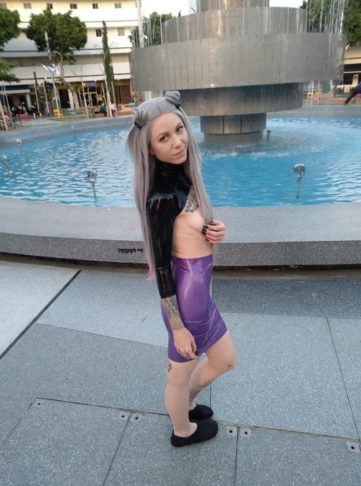 Just me wearing #latex in the middle of Tel Aviv streets. #findom https://t.co/2Dkbroml69<a href="/tag/latex"class="tags">#latex</a><a href="/tag/findom"class="tags"><span>#findom</span></a>