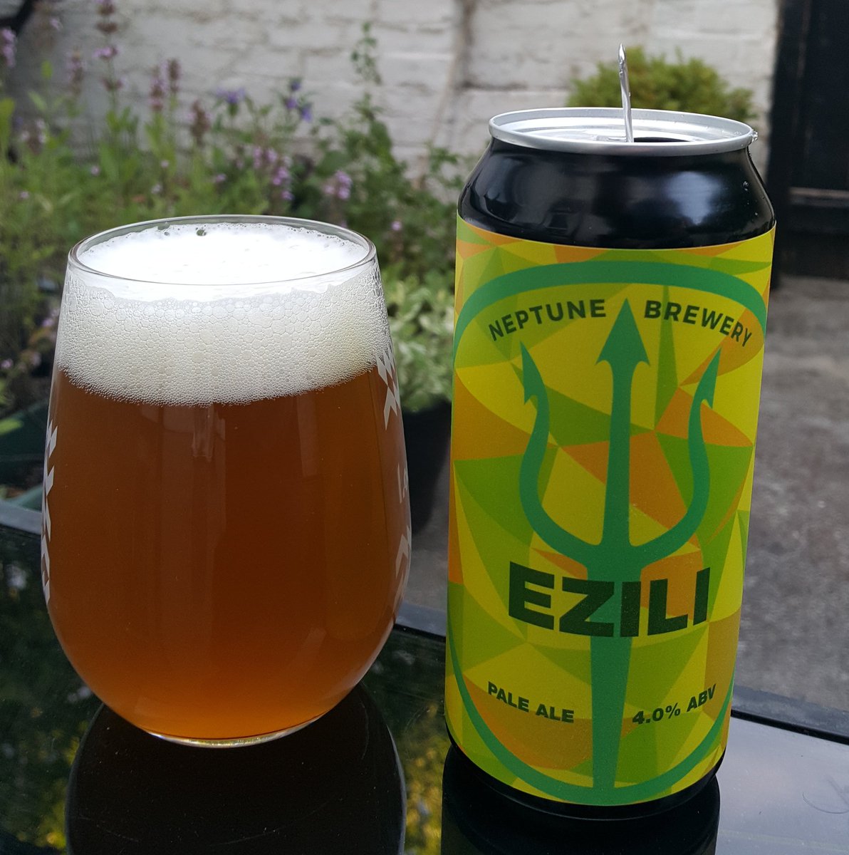 LivBeerCo's tweet image. Cheers everyone!

We're jumping in with some lovely canned Ezili from @neptunebrewery for the first one of #livebeerpub this evening!

What's in everyone else's glass tonight?