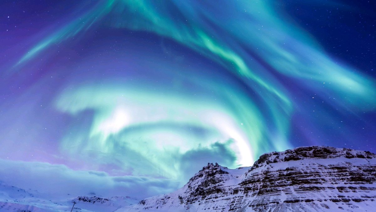gauthie74757302's tweet photo. Good evening my dear friends from around the world🌍🌎🌏
Wishing you a wonderful Saturday evening of happiness everyone 🏔️🏙️💙🤗 https://t.co/obI76I5ky8