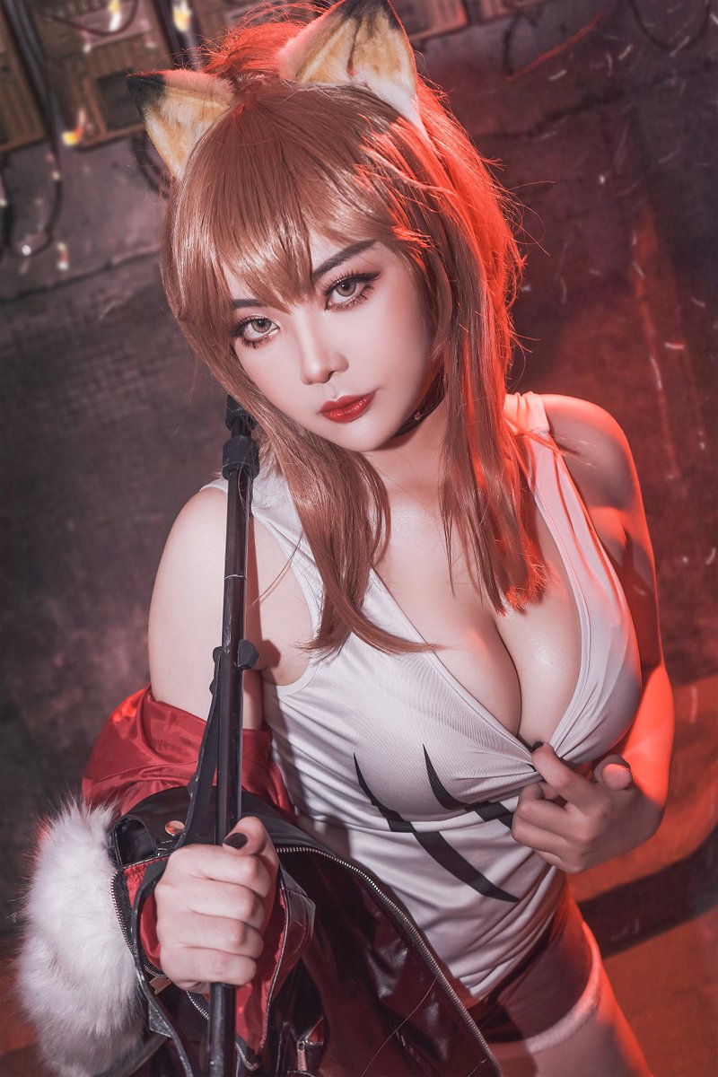 MrHello69576130's tweet photo. Doctor, do you want me ?
My fanpage: https://t.co/N0ILNH5IGa
#cosplay #cosplayer #Game #Arknights #アークナイツ  #包囲 #siege #アークナイツコスプレ #cool #sexy #cosplayergirl #cosplaysexy https://t.co/GLrW77erQA