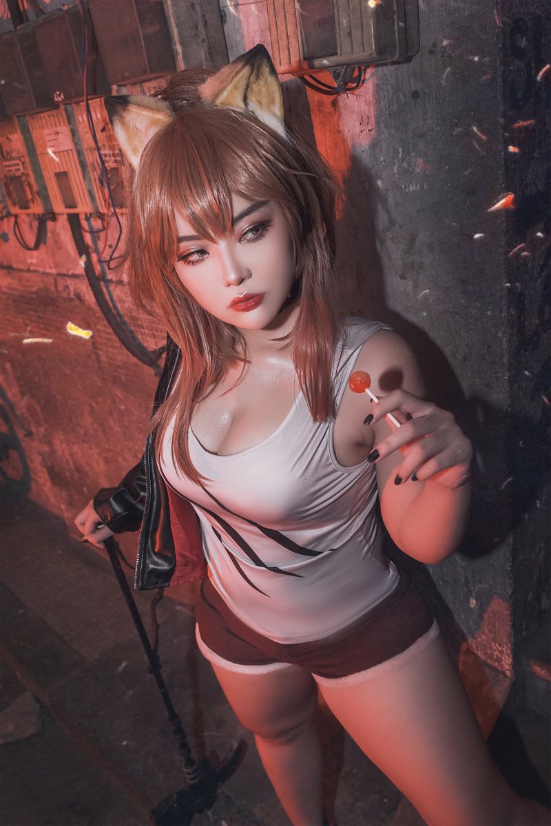 MrHello69576130's tweet photo. Doctor, do you want me ?
My fanpage: https://t.co/N0ILNH5IGa
#cosplay #cosplayer #Game #Arknights #アークナイツ  #包囲 #siege #アークナイツコスプレ #cool #sexy #cosplayergirl #cosplaysexy https://t.co/GLrW77erQA