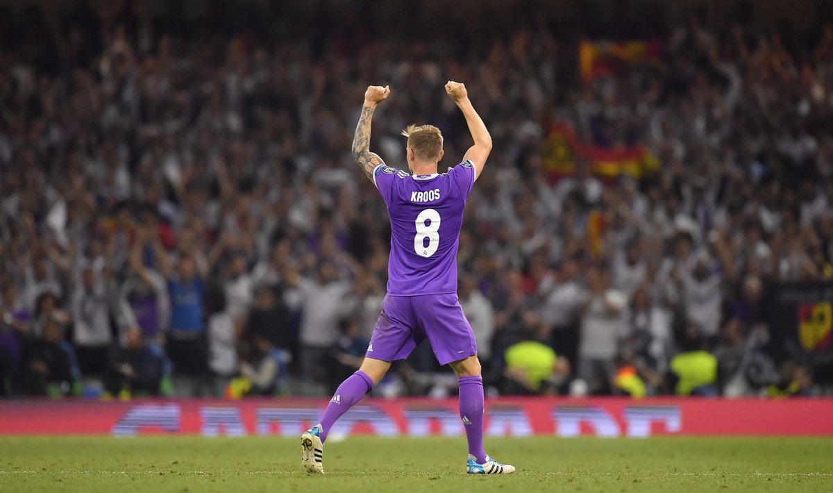 Toni Kroos, a deep lying midfielder's direct goal contributions in UEFA Champions league knockout stages during Real Madrid's 3-peat era A Thread :