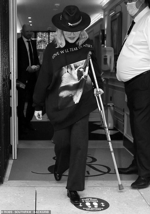 COMMON MADONNA FAN tweet media