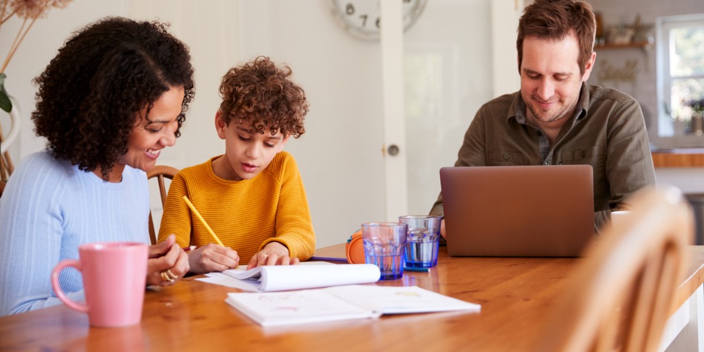 educationgovuk's tweet photo. We have created a list of online educational resources to help children to learn at home 📚

These resources have been identified by leading educational experts and offer a wide range of support and resources for pupils of all ages 👇
https://t.co/wFSDpB2mai https://t.co/8QIlDQJ83e