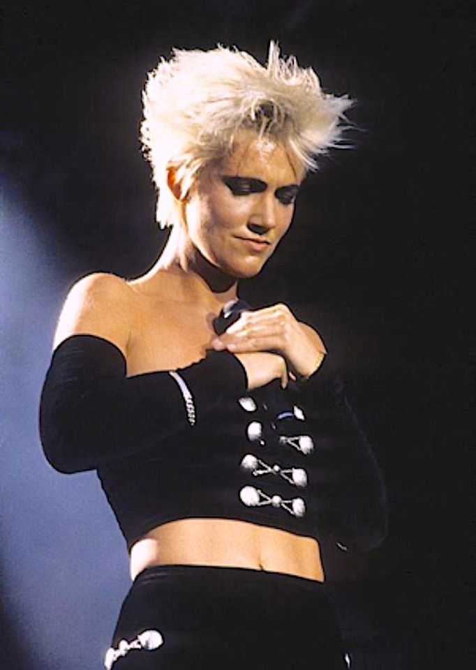 HAPPY BIRTHDAY & RIP MARIE FREDRIKSSON      May 30, 1958 - Dec 9, 2019

Roxette 